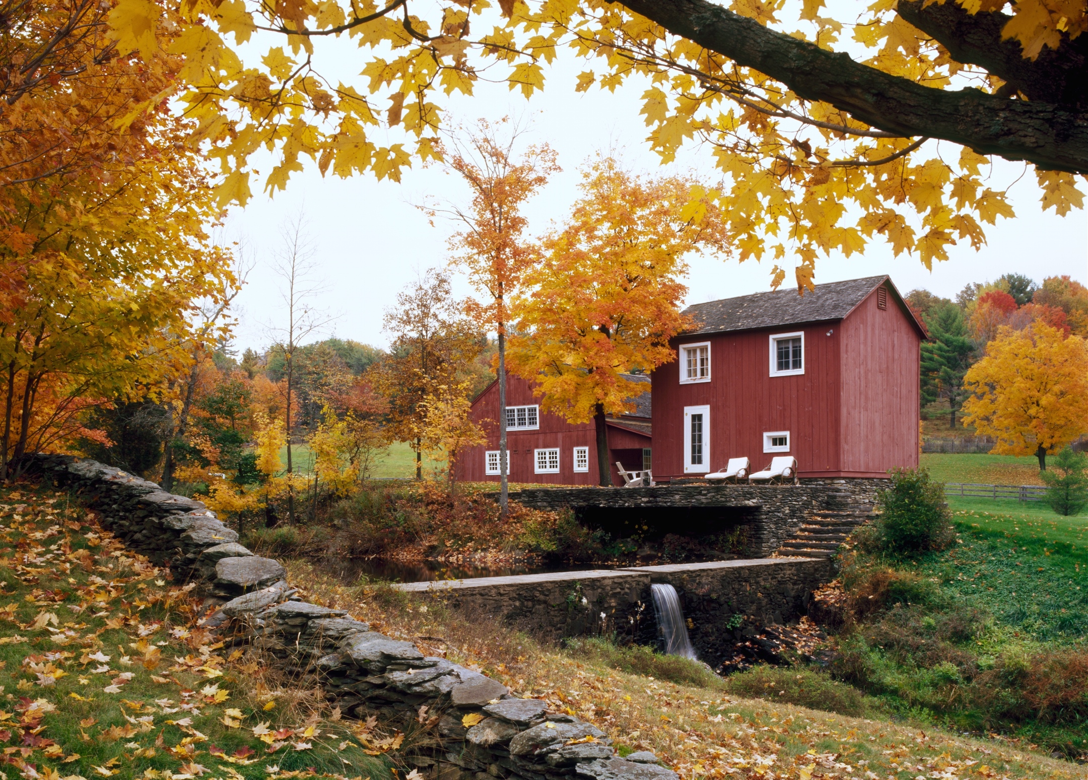 HUDSON RIVER FARM HOUSE